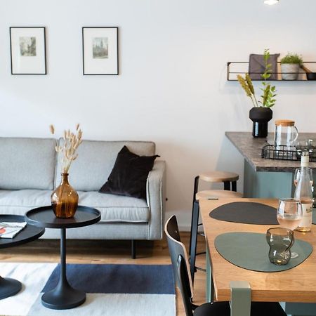 Stilvolle Wohnung Mit Ruhig Gelegenem Balkon Wenen Buitenkant foto