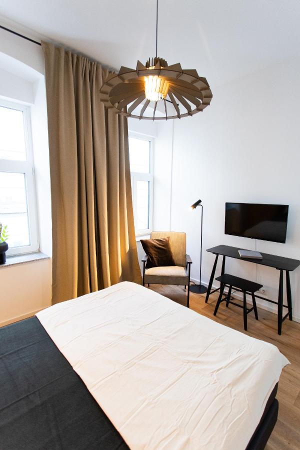 Stilvolle Wohnung Mit Ruhig Gelegenem Balkon Wenen Buitenkant foto