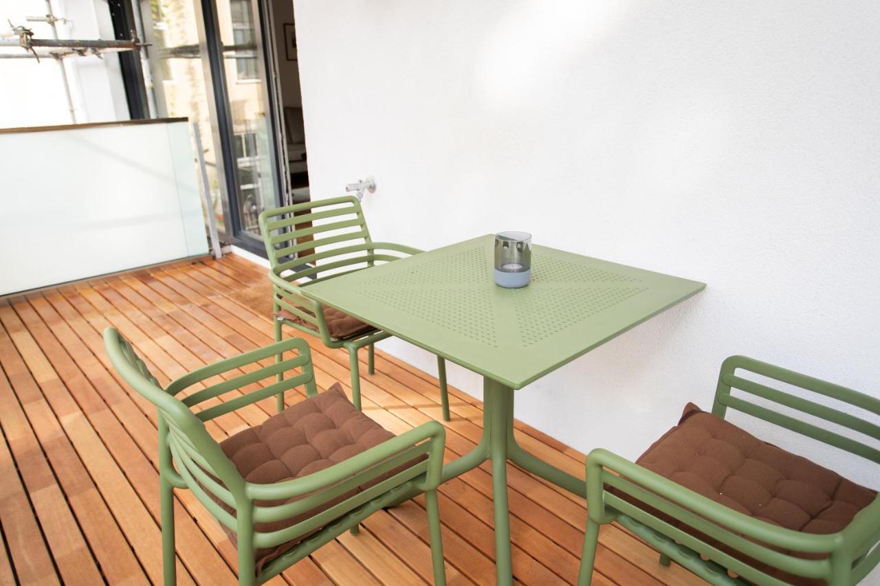 Stilvolle Wohnung Mit Ruhig Gelegenem Balkon Wenen Buitenkant foto